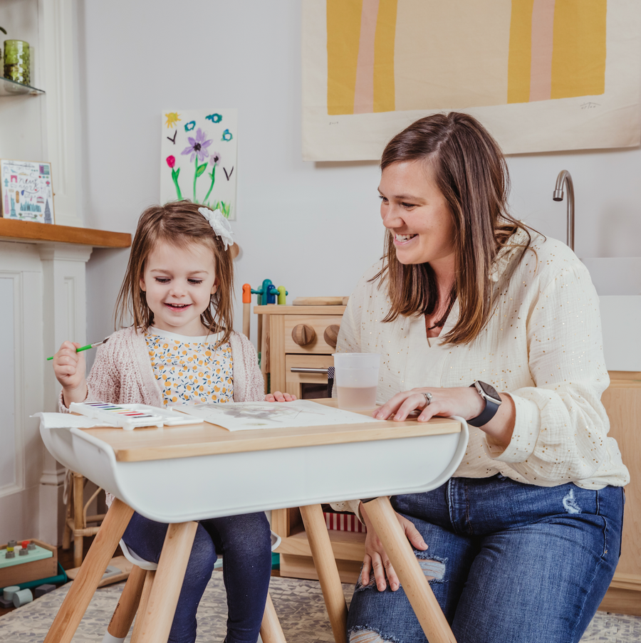 Plan toys table top and chair