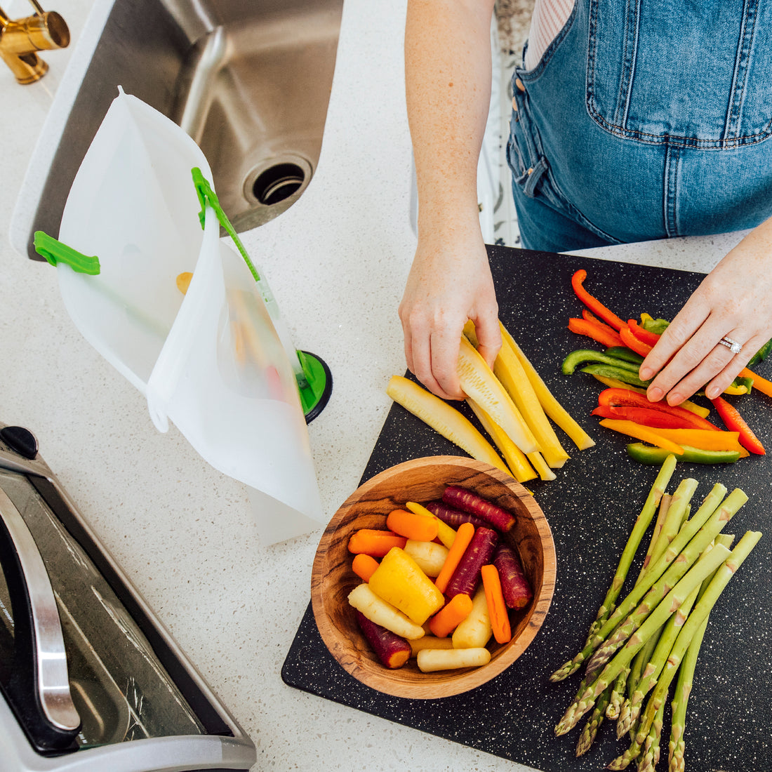 Reusable Silicone Storage and Cooking Bags, Clear