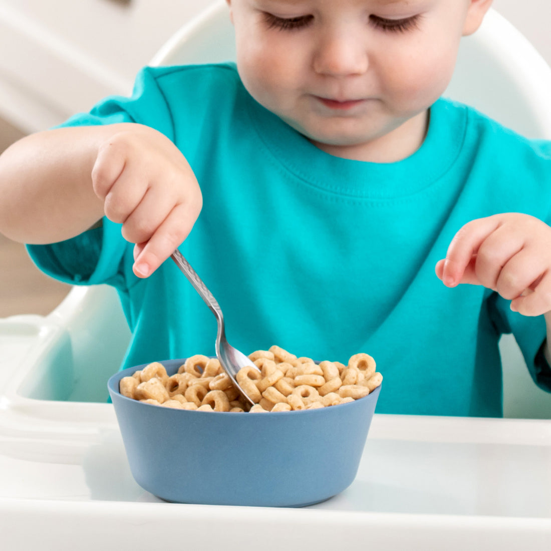  WeeSprout Bamboo Kids Bowls, Set of Four 15 oz Kid-Sized Bamboo  Bowls, Dishwasher Safe Kid Bowls (Blue, Yellow, Orange, & Red): Home &  Kitchen